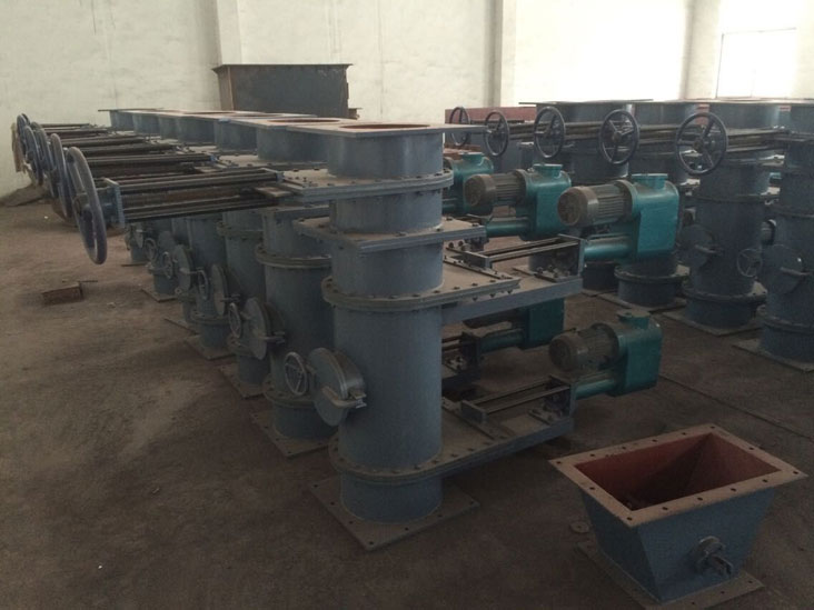 �Һ��(d��ng)���ʽ�p��ж���y